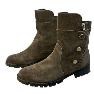 Chinese Laundry Farfetch Distress Grey Brown suede button zipper Boots Sz 6.5